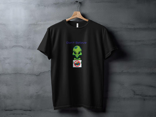 Don't Believe UFO Graphic Tee - Trendy AF