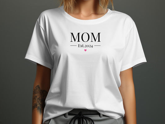 New Mom 2024 T-Shirt - Trendy AF